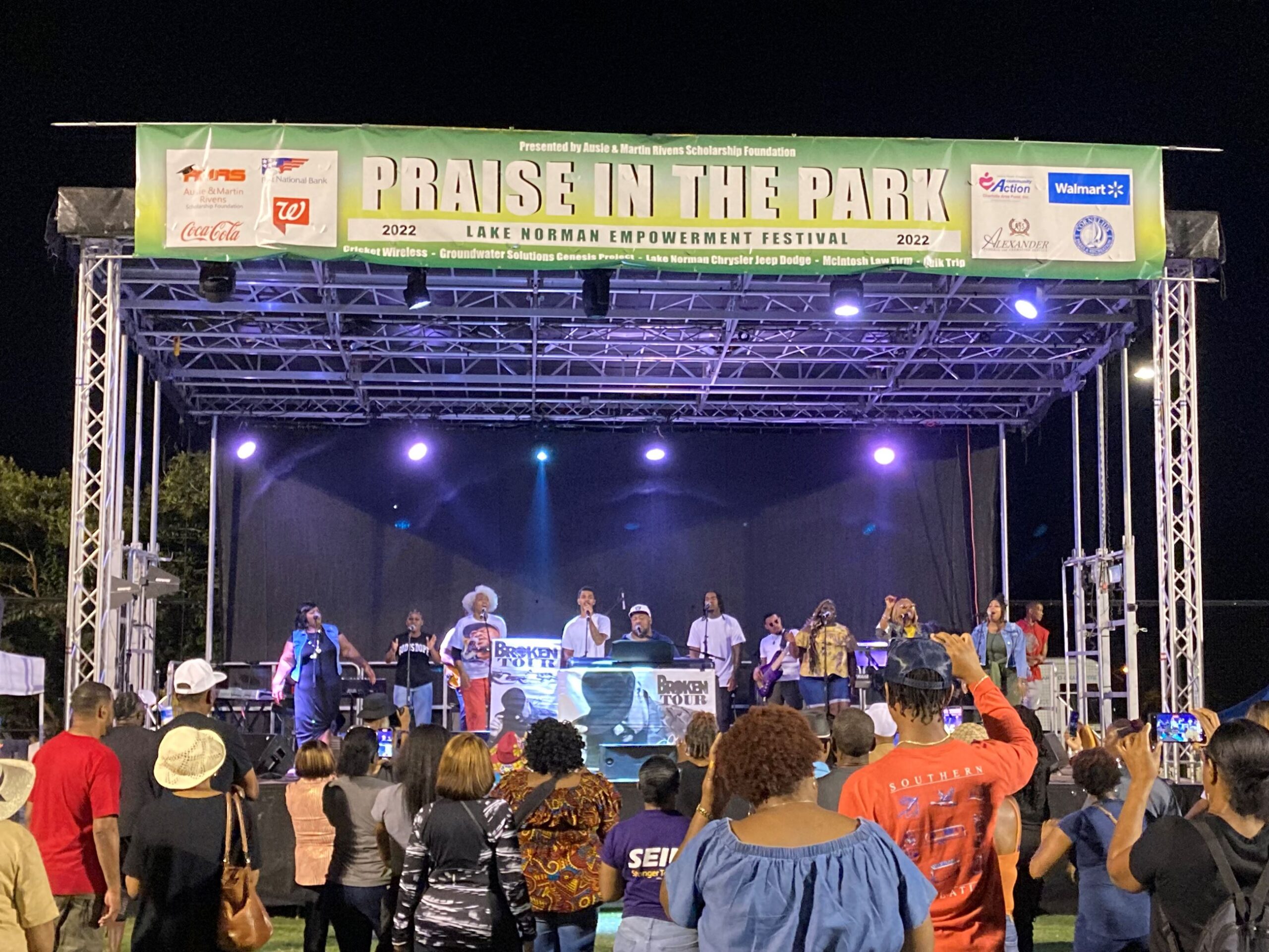 Praise in the Park Waves Entertainment